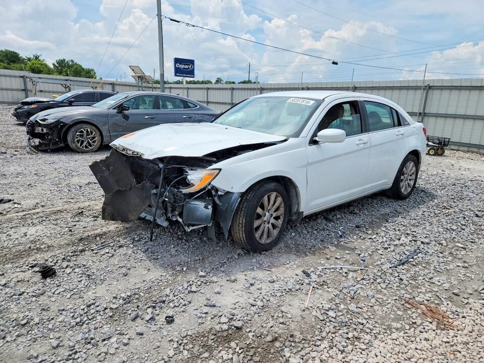2013 CHRYSLER 200