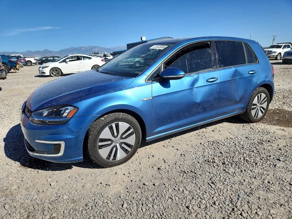 2016 VOLKSWAGEN e-Golf