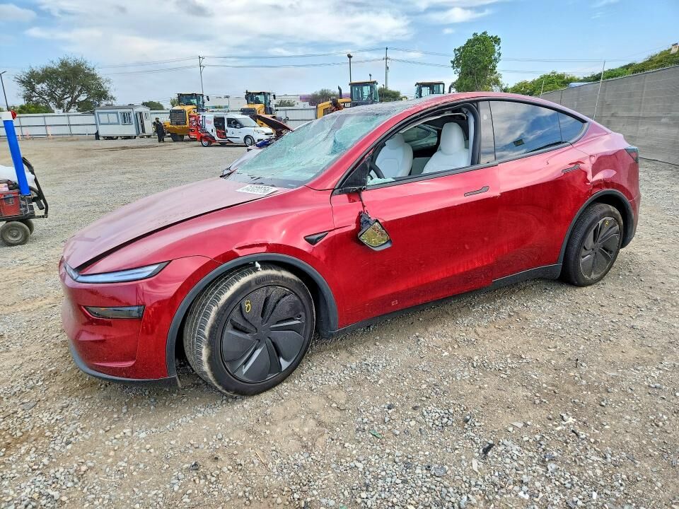 2026 TESLA Model Y