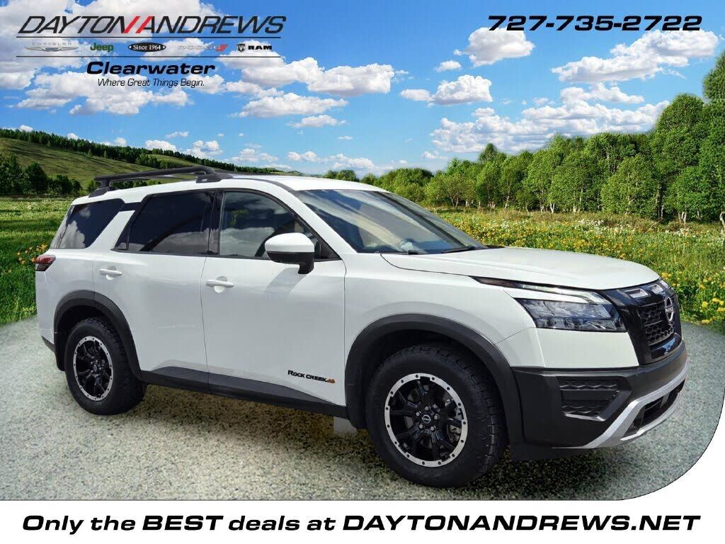 2024 NISSAN Pathfinder