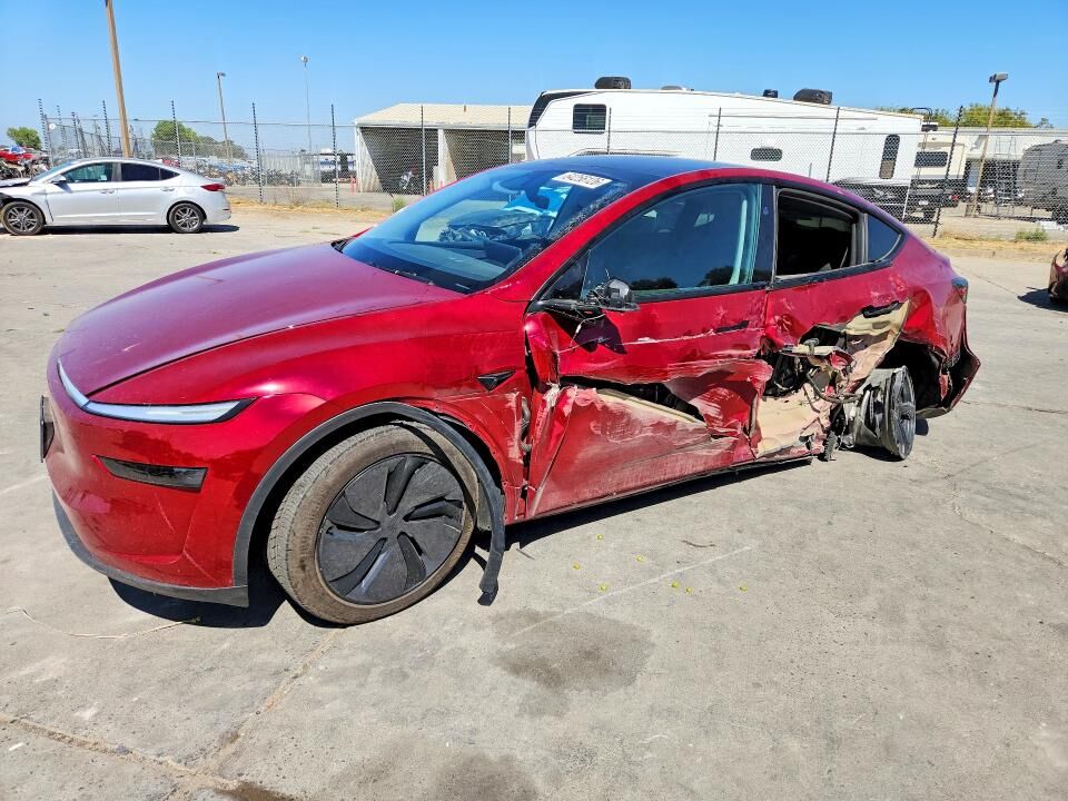 2026 TESLA Model Y