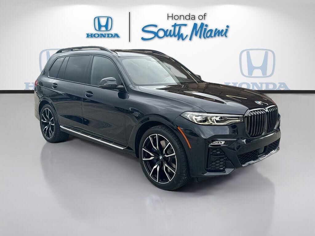 2022 BMW X7