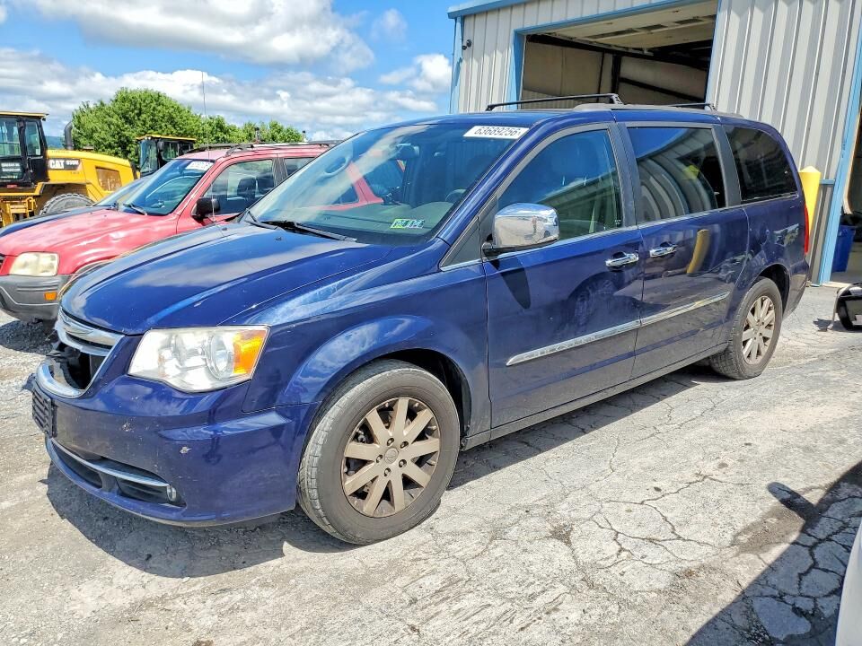 2012 CHRYSLER Town and Country