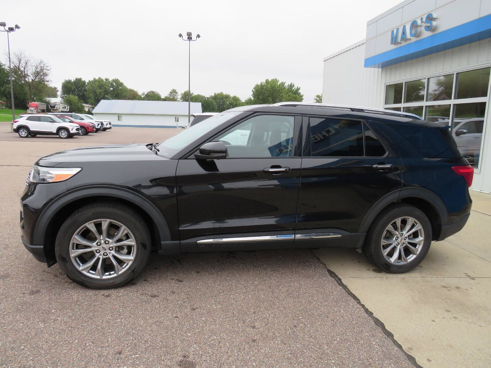2022 FORD Explorer