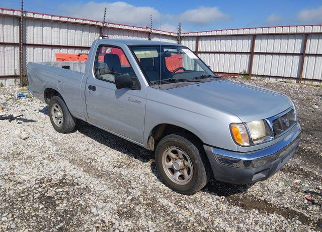 2000 NISSAN Frontier