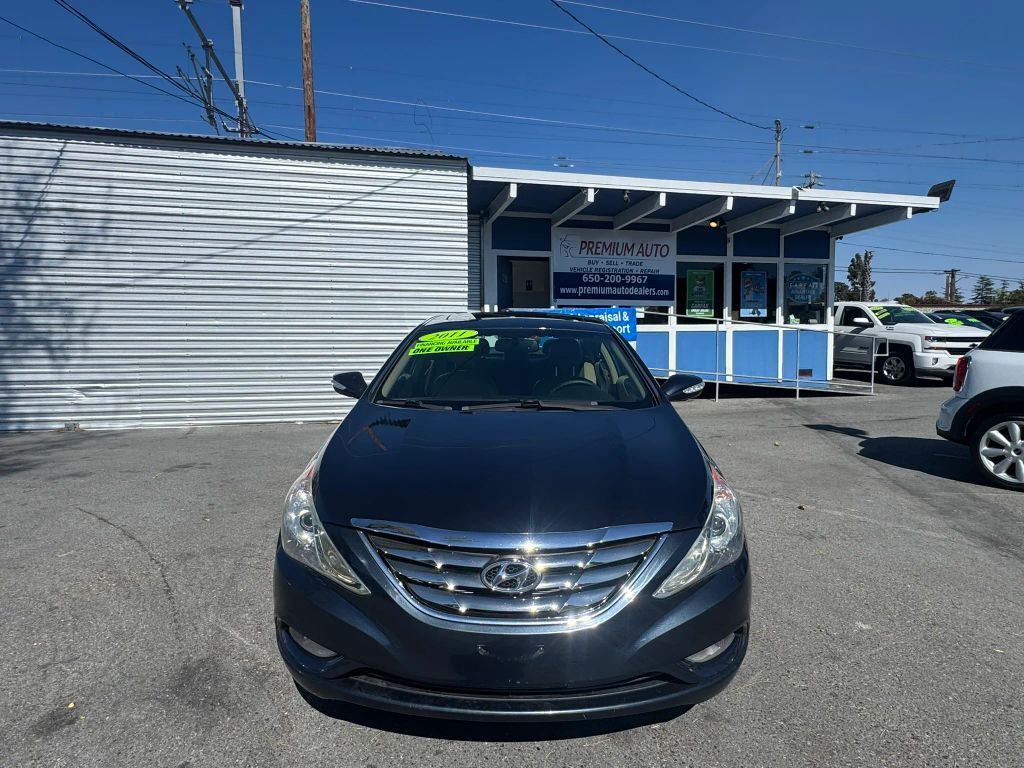 2011 HYUNDAI Sonata