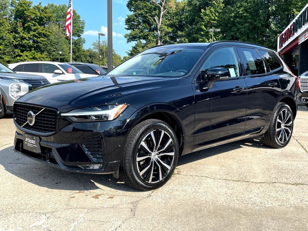 2024 VOLVO XC60