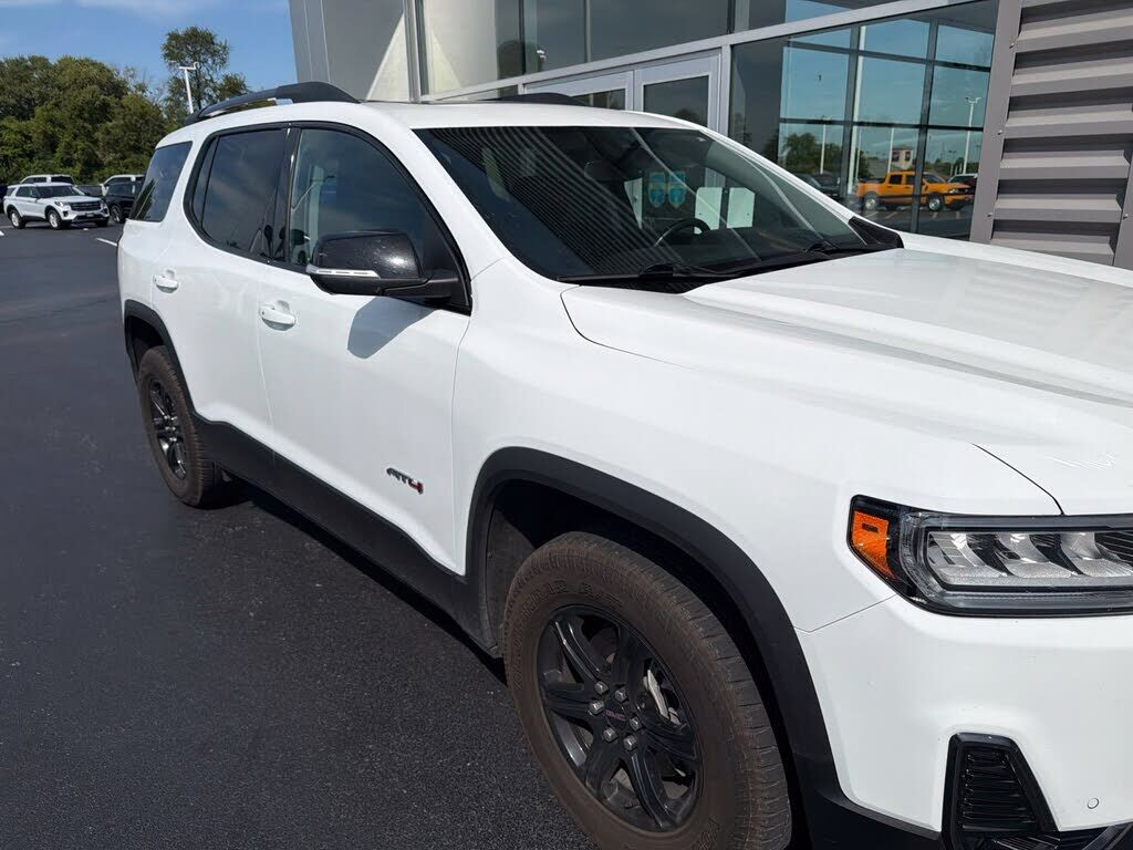 2023 GMC Acadia