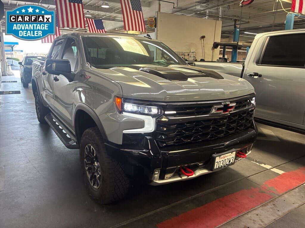 2024 CHEVROLET Silverado