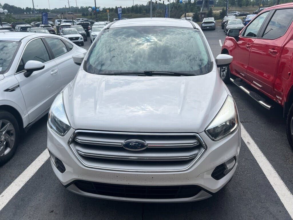 2017 FORD Escape