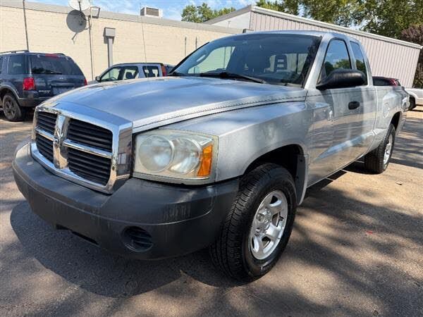 2005 DODGE Dakota