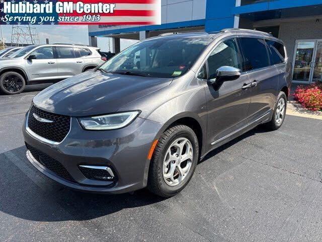 2023 CHRYSLER Pacifica