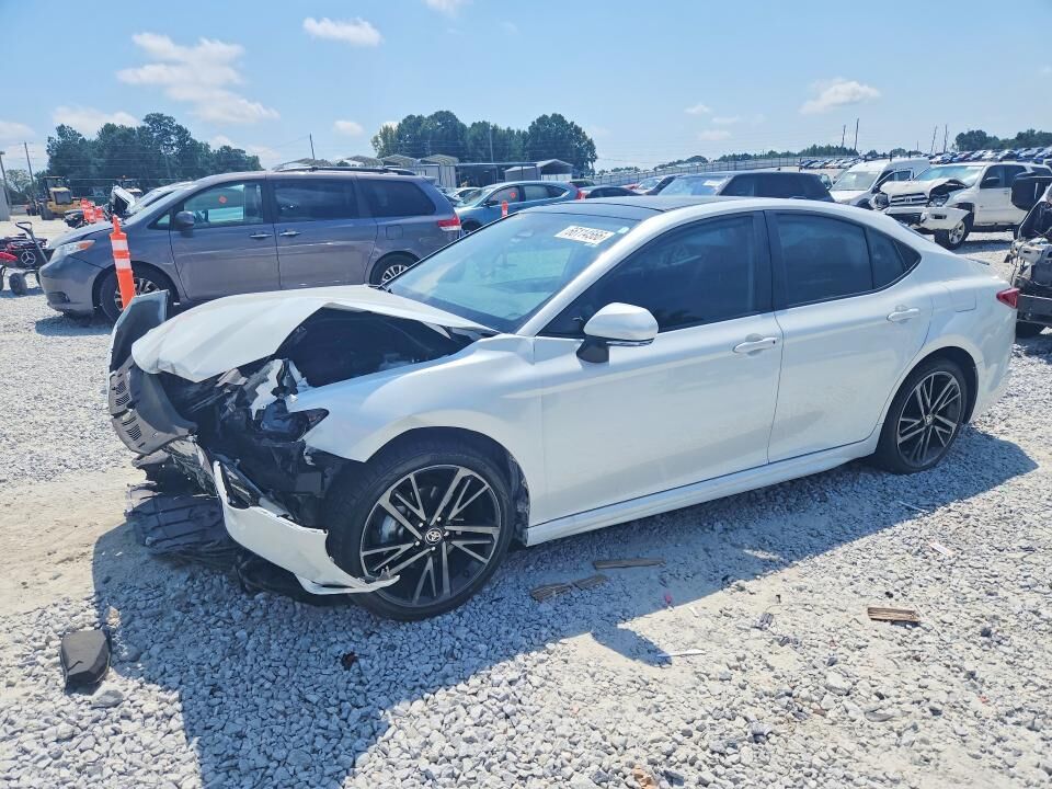 2025 TOYOTA Camry