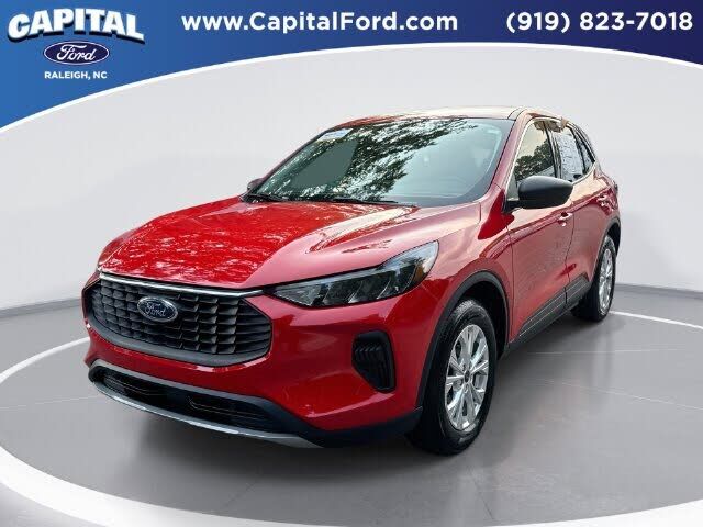 2024 FORD Escape