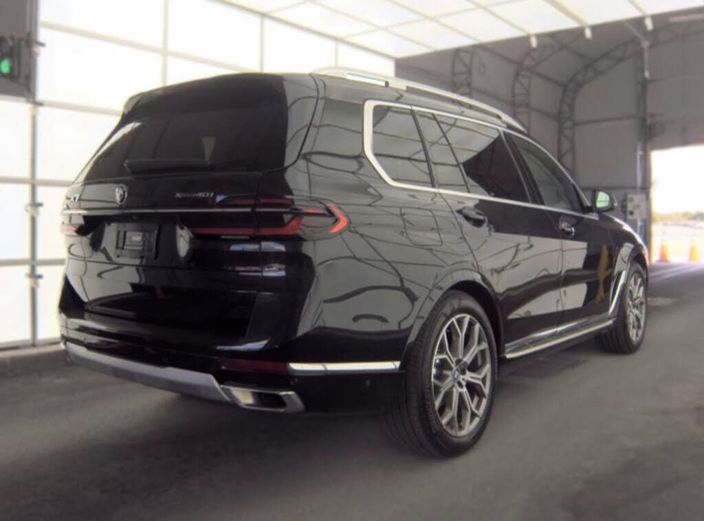 2024 BMW X7