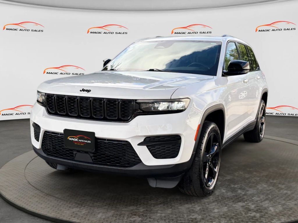 2022 JEEP Grand Cherokee