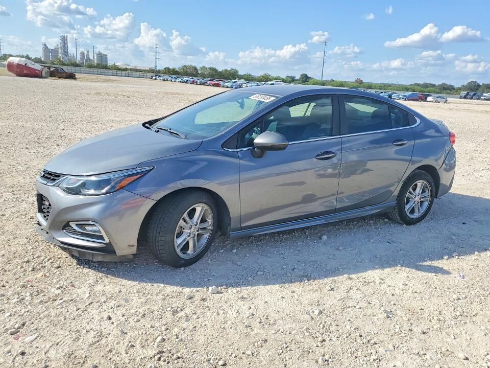 2018 CHEVROLET Cruze