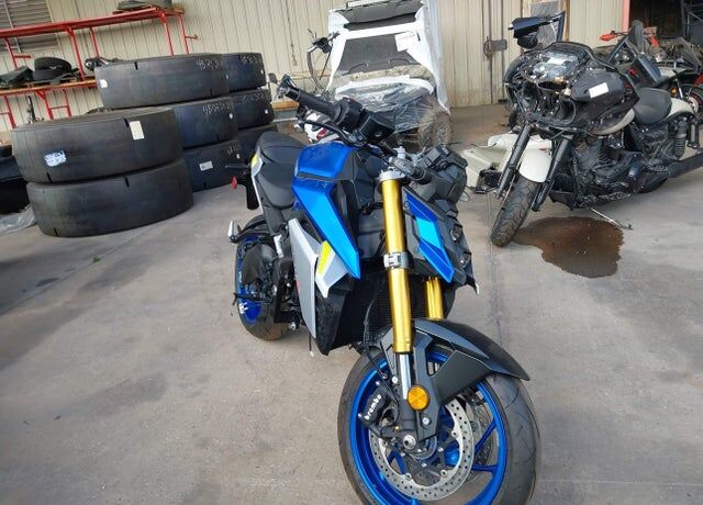 2023 SUZUKI GSX-S1000
