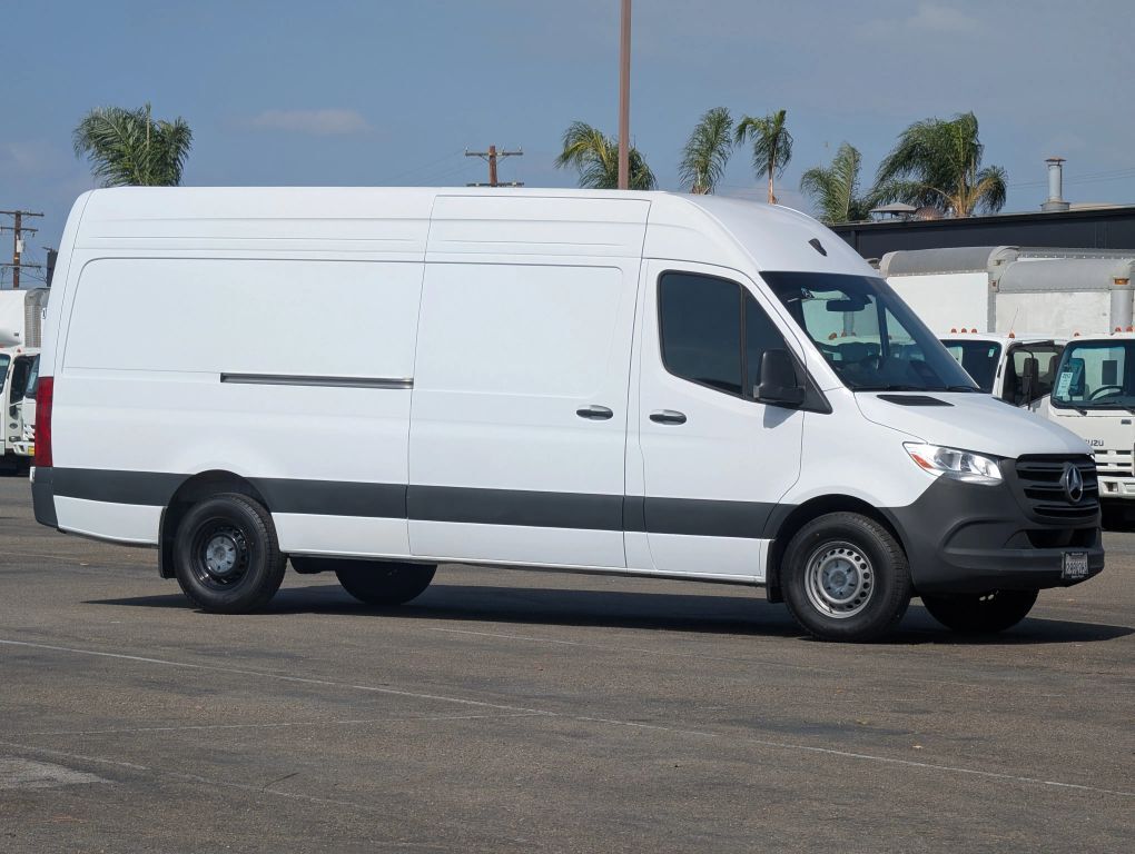 2025 MERCEDES-BENZ Sprinter