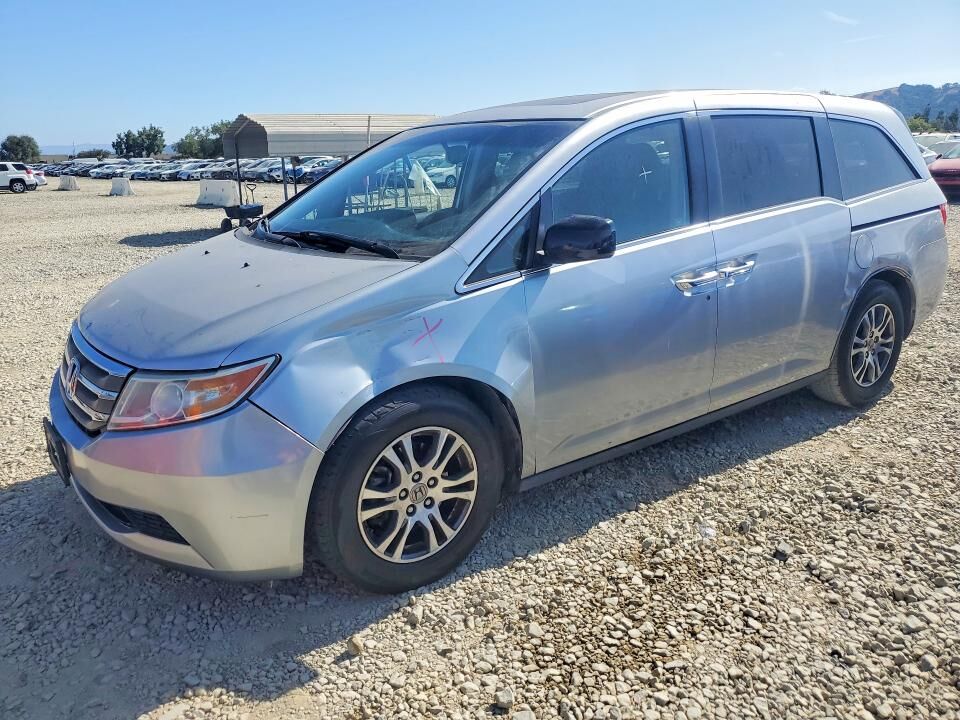 2011 HONDA Odyssey