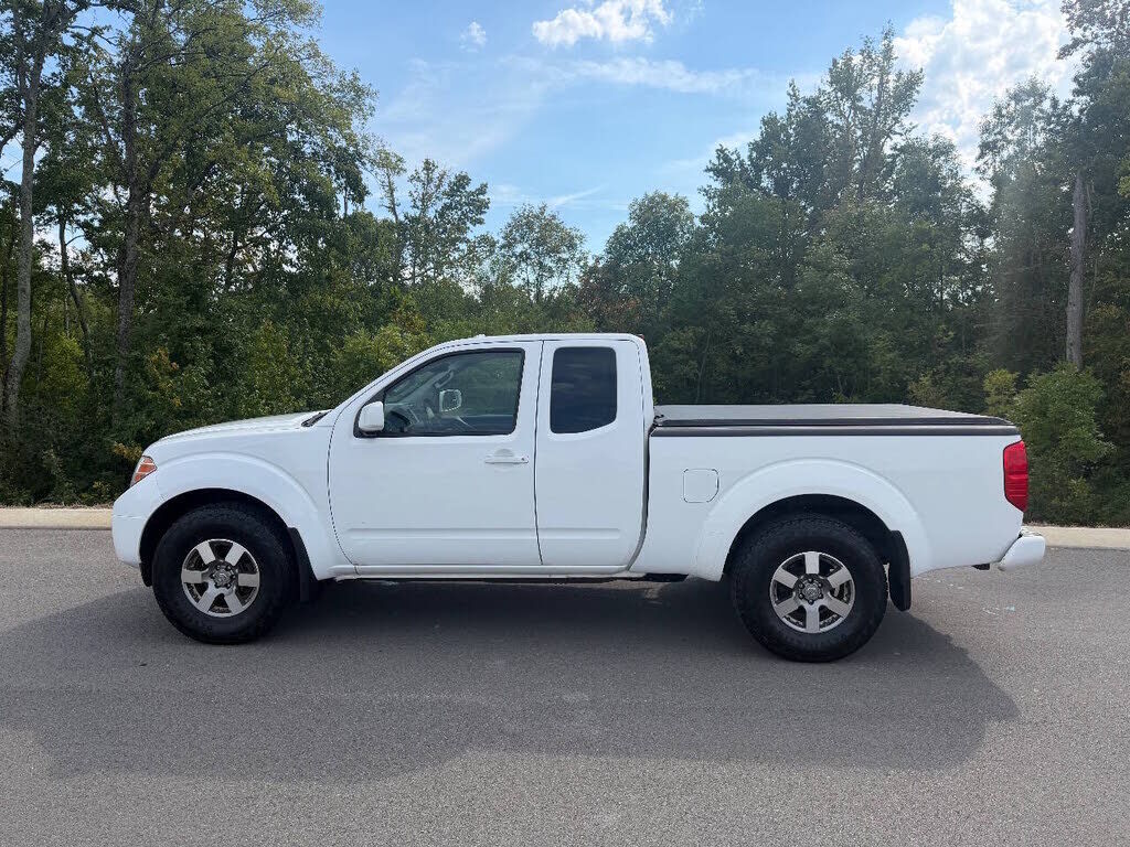 2012 NISSAN Frontier