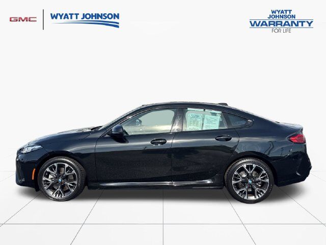 2025 BMW 228i