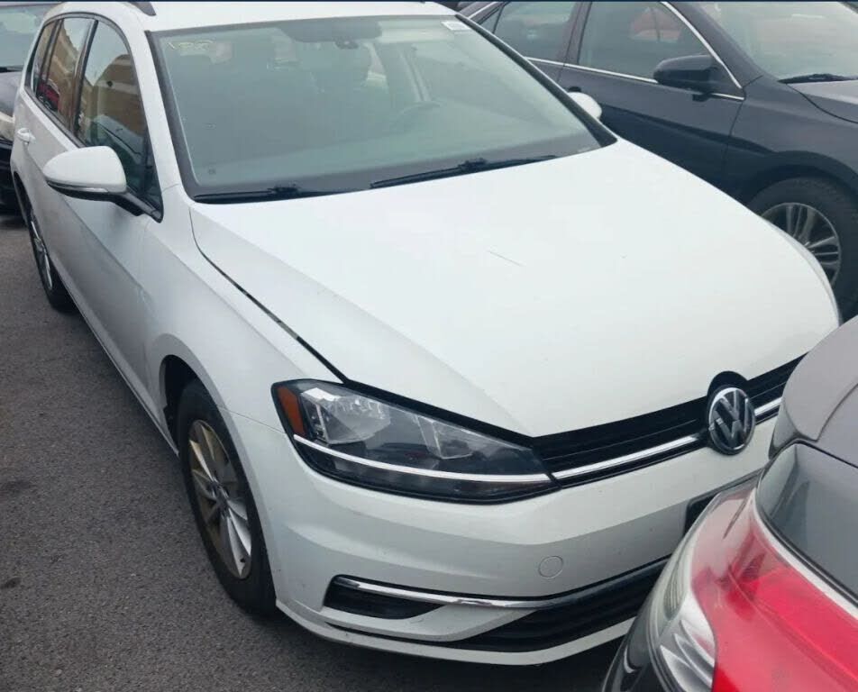 2018 VOLKSWAGEN Golf SportWagen