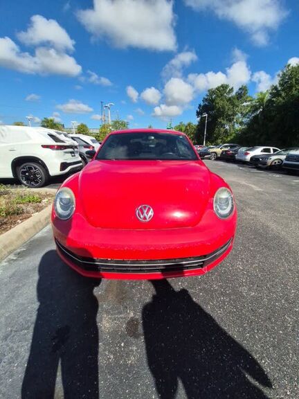 2012 VOLKSWAGEN Beetle