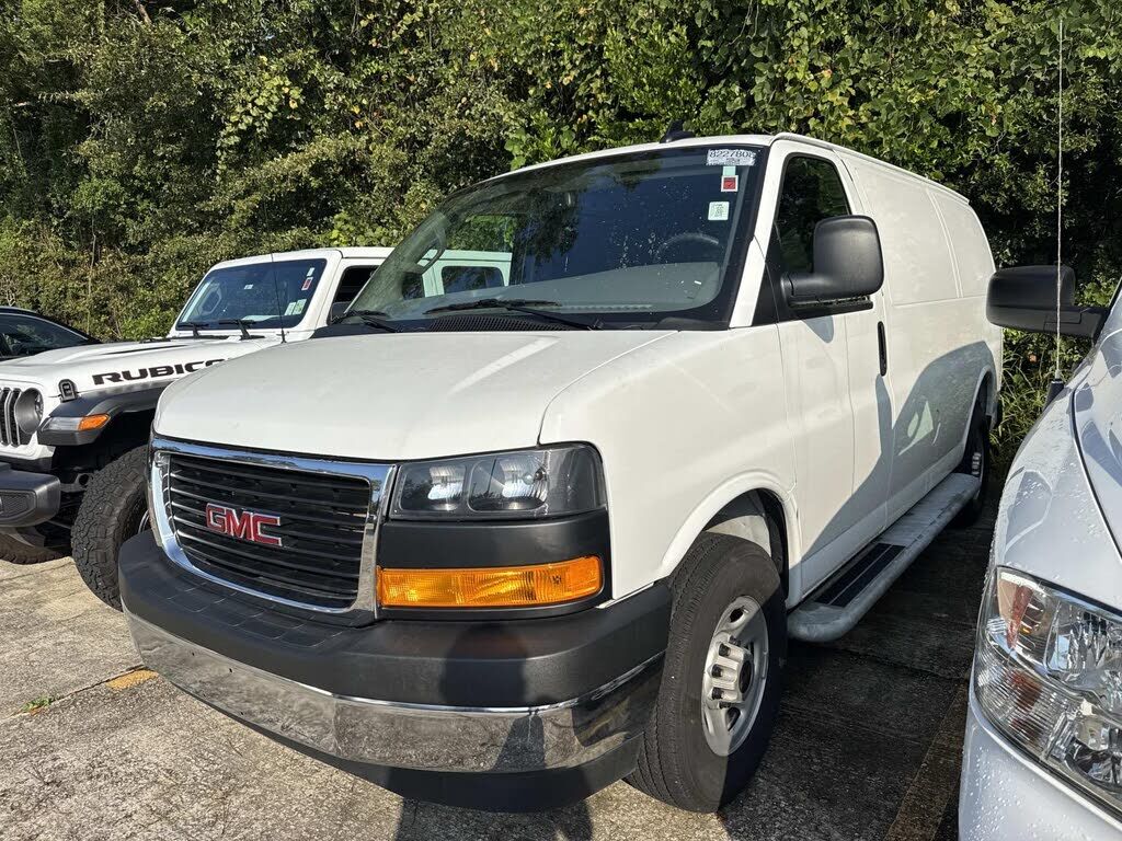 2025 GMC Savana
