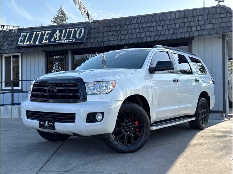 2017 TOYOTA Sequoia