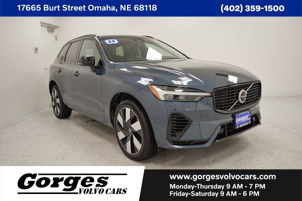 2024 VOLVO XC60