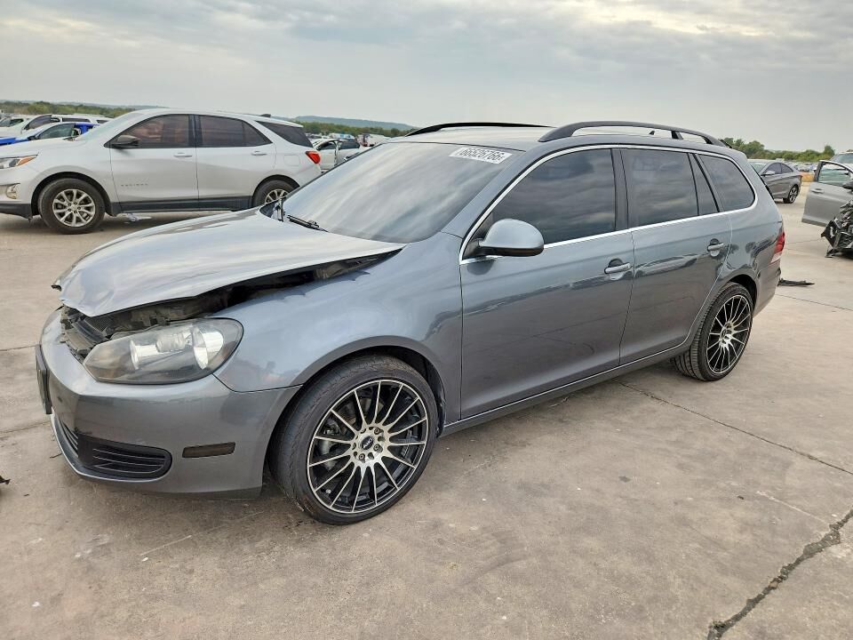 2010 VOLKSWAGEN Jetta Wagon