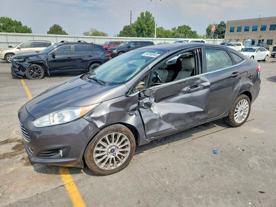 2015 FORD Fiesta
