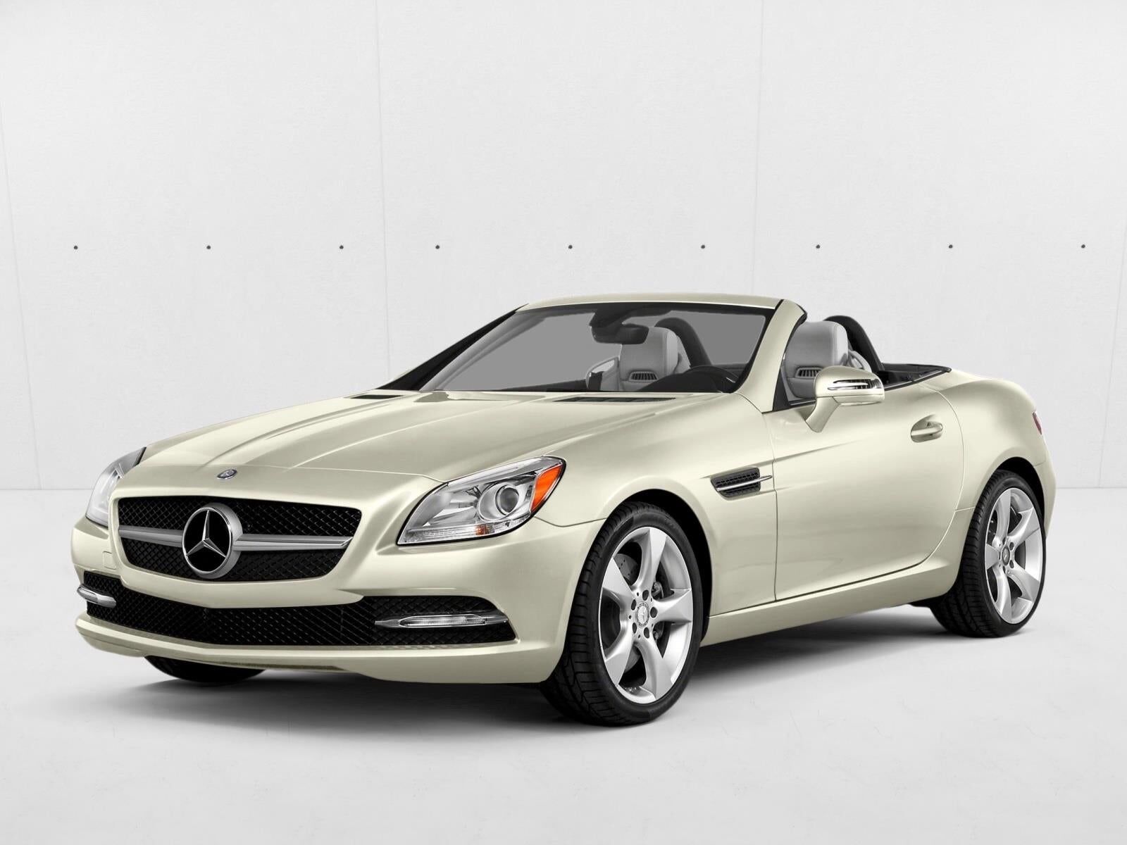 2016 MERCEDES-BENZ SLK-Class