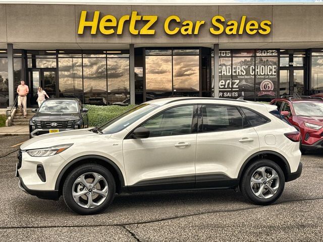 2025 FORD Escape