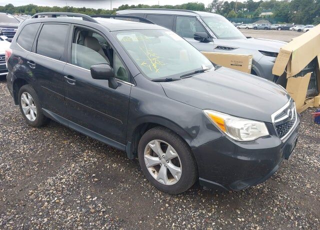2016 SUBARU Forester