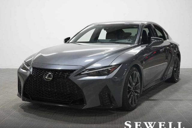 2022 LEXUS IS