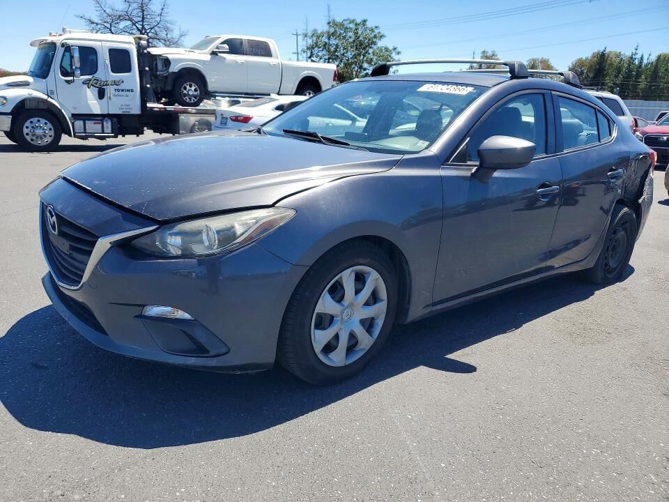 2016 MAZDA Mazda3