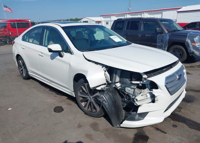 2016 SUBARU Legacy