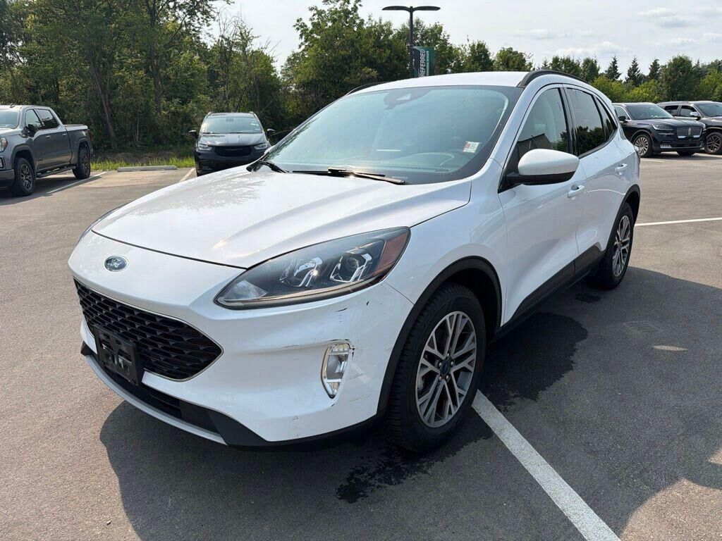 2021 FORD Escape