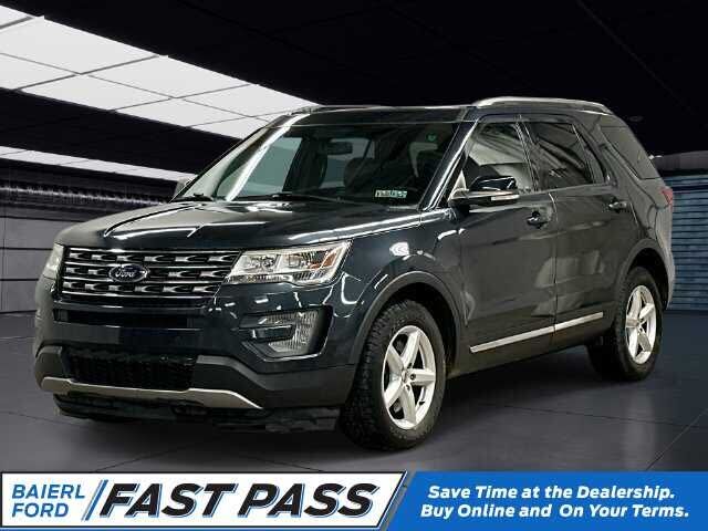 2017 FORD Explorer