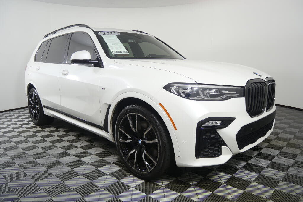 2022 BMW X7