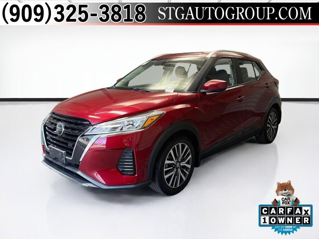 2021 NISSAN Kicks