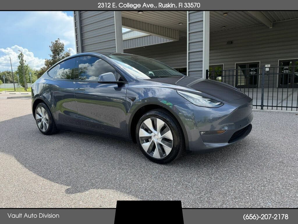 2021 TESLA Model Y