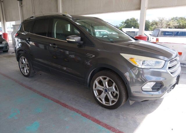 2017 FORD Escape