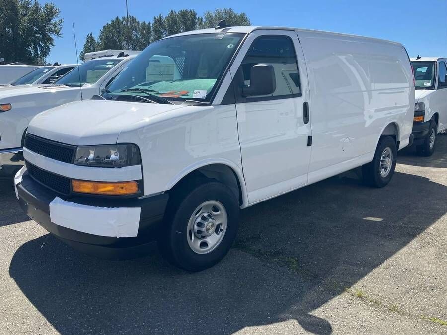 2026 CHEVROLET Express