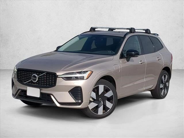 2025 VOLVO XC60