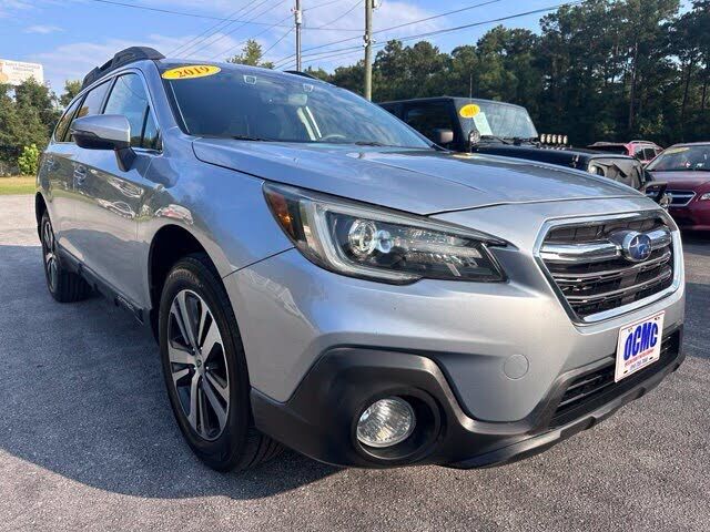 2019 SUBARU Outback