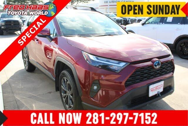 2024 TOYOTA RAV4