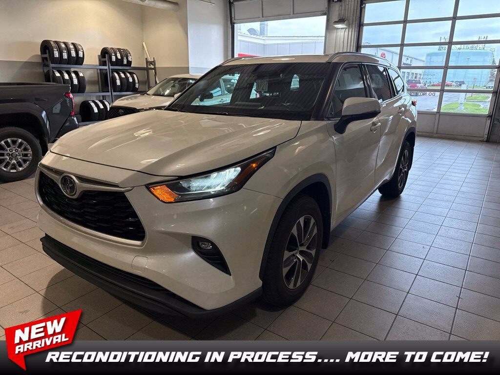 2020 TOYOTA Highlander